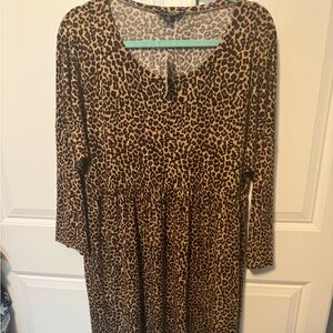 Stylish Leopard Print V-Neck Dress